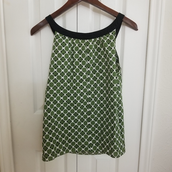 Geometric Print Top - Picture 10 of 12